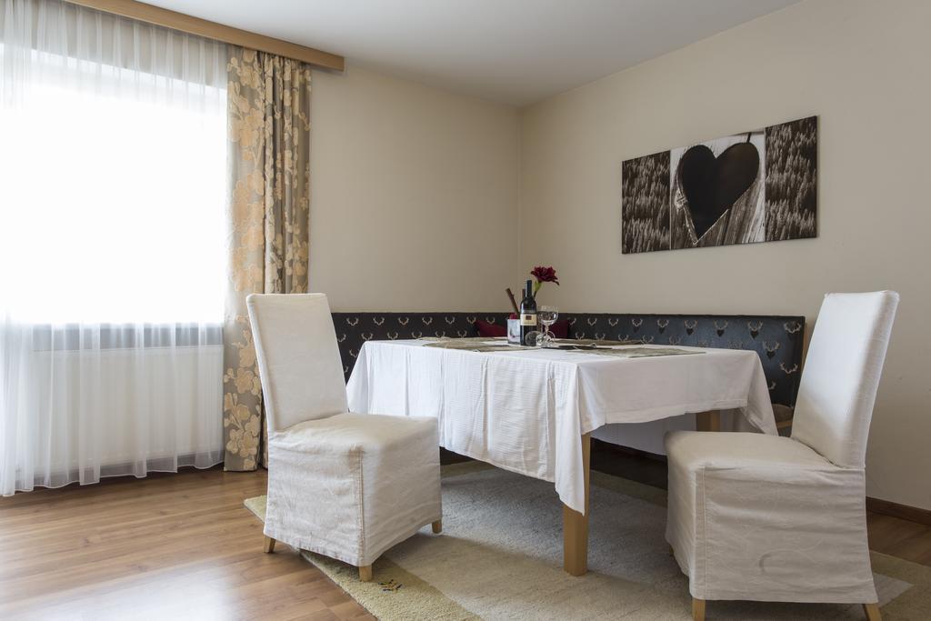 Appartement Am Sonnweg Seefeld in Tirol Habitación foto